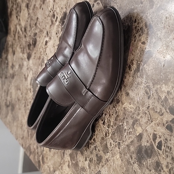 PRADA Brown Genuine Leather Men's Loafer's 8.5 - Picture 1 of 9